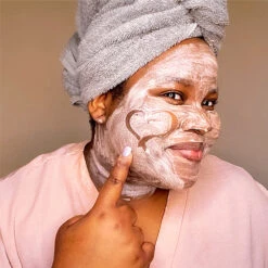 Vitamin C Gentle Daily Cleansing Paste -Innisfree Store PH DE 0357 UGC R0423