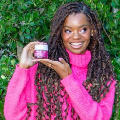 Microdermabrasion Scrub -Innisfree Store PH DE 0690 UGC R0123