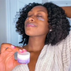 Advanced Peptides & Flora-Collagen™ Eye Cream -Innisfree Store PH DE 0775 UGC R0323